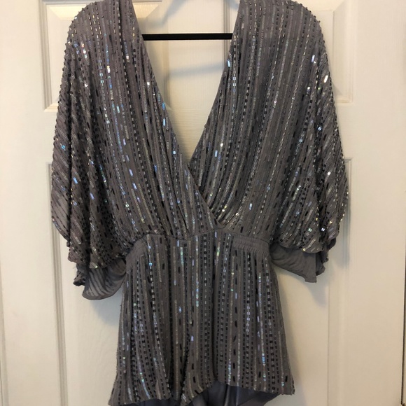 Sequined Romper Low Cut V Neck, SM - Picture 3 of 5